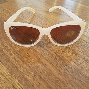 Goodr Stop and Smell the Rose sunglasses